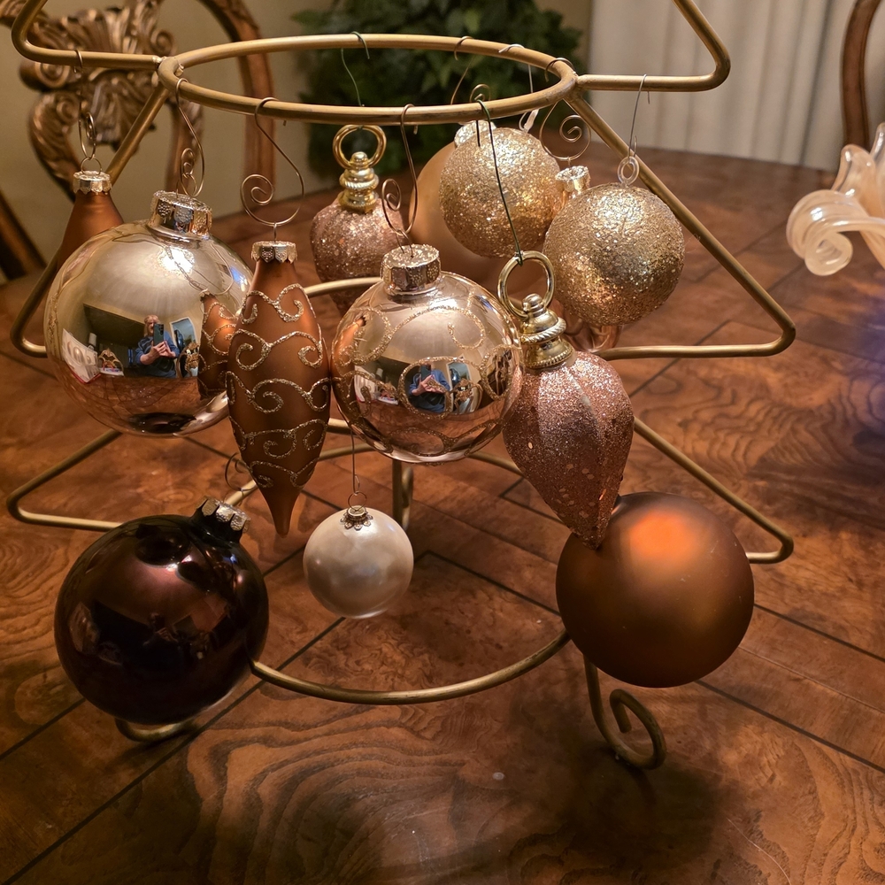 Elegant Holiday Ornament Set - Gold, Silver, and Bronze